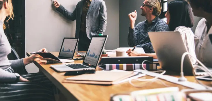 Fazer formação profissional vale a pena para arranjar emprego?